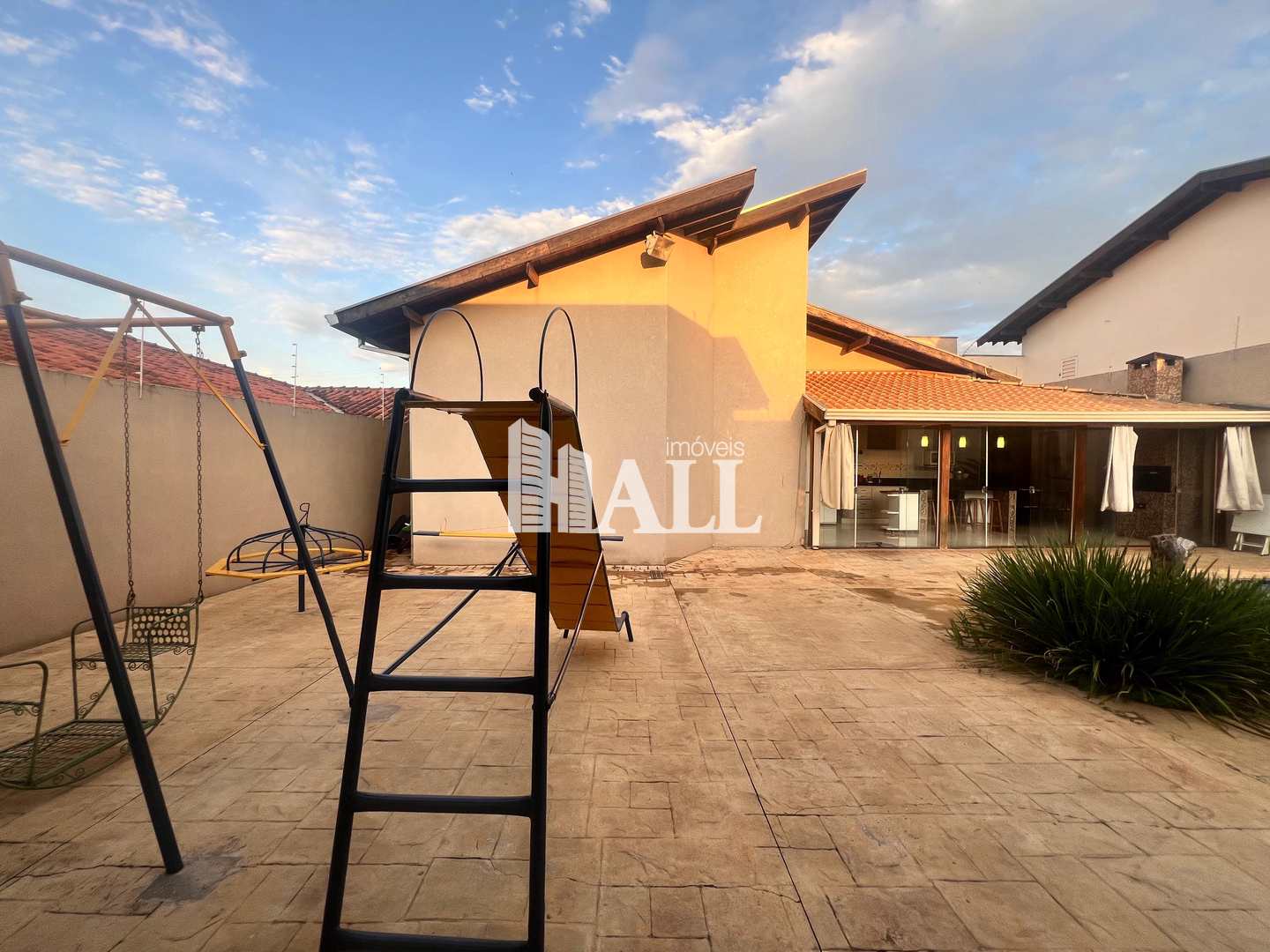 Casa à venda com 2 quartos, 200m² - Foto 20