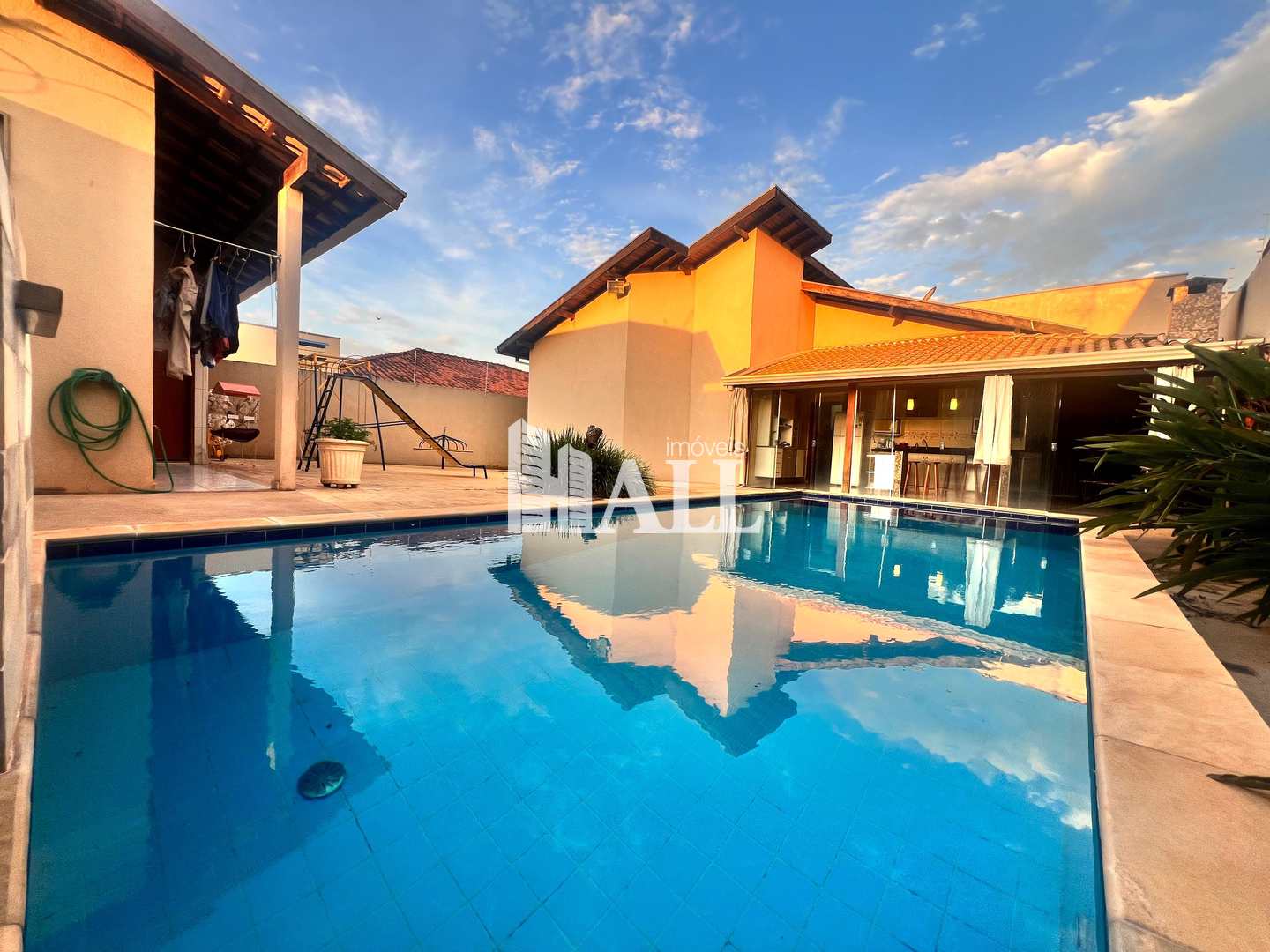 Casa à venda com 2 quartos, 200m² - Foto 21