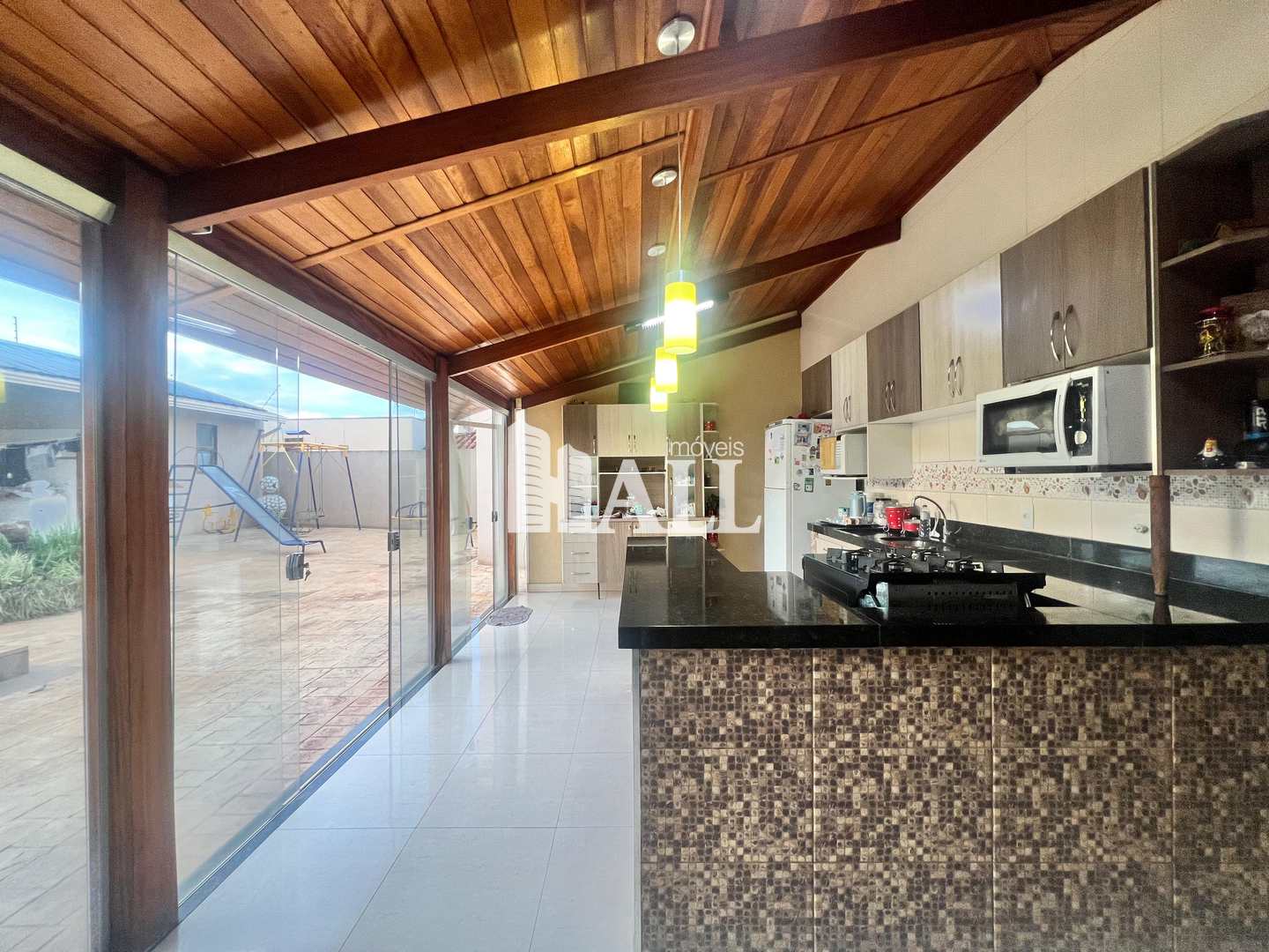 Casa à venda com 2 quartos, 200m² - Foto 10