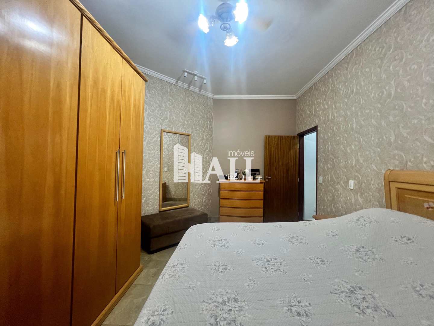 Casa à venda com 2 quartos, 200m² - Foto 16