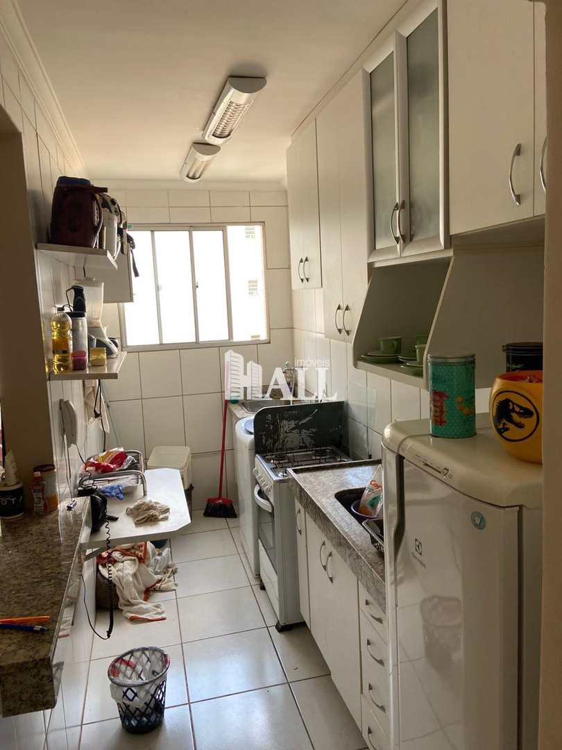 Apartamento à venda com 2 quartos, 69m² - Foto 2