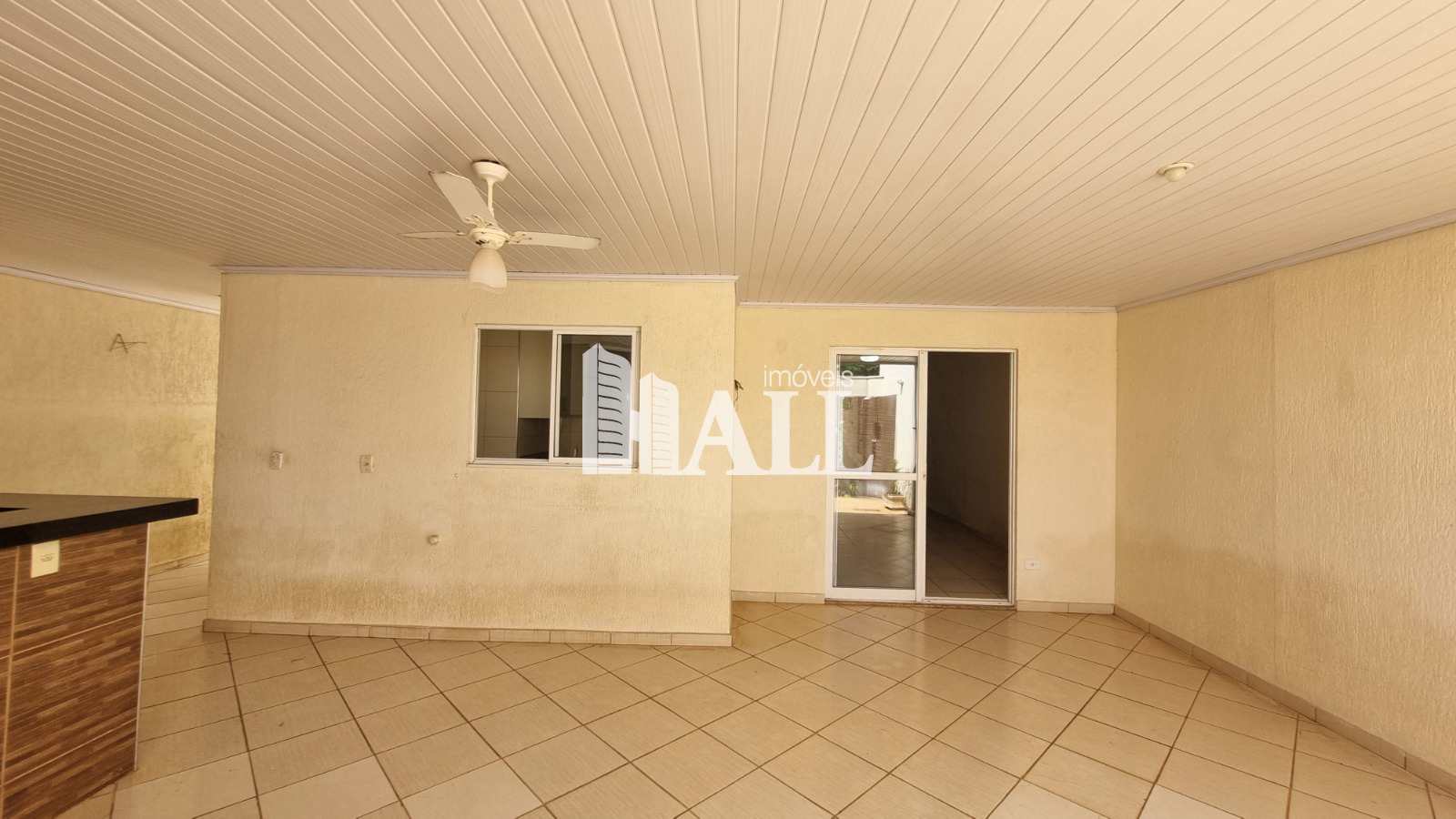 Casa de Condomínio à venda com 3 quartos, 140m² - Foto 3