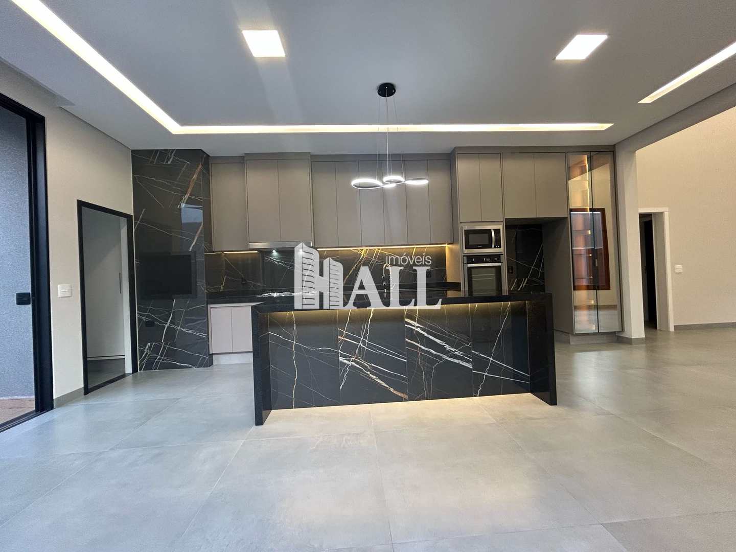Casa de Condomínio à venda com 4 quartos, 241m² - Foto 6