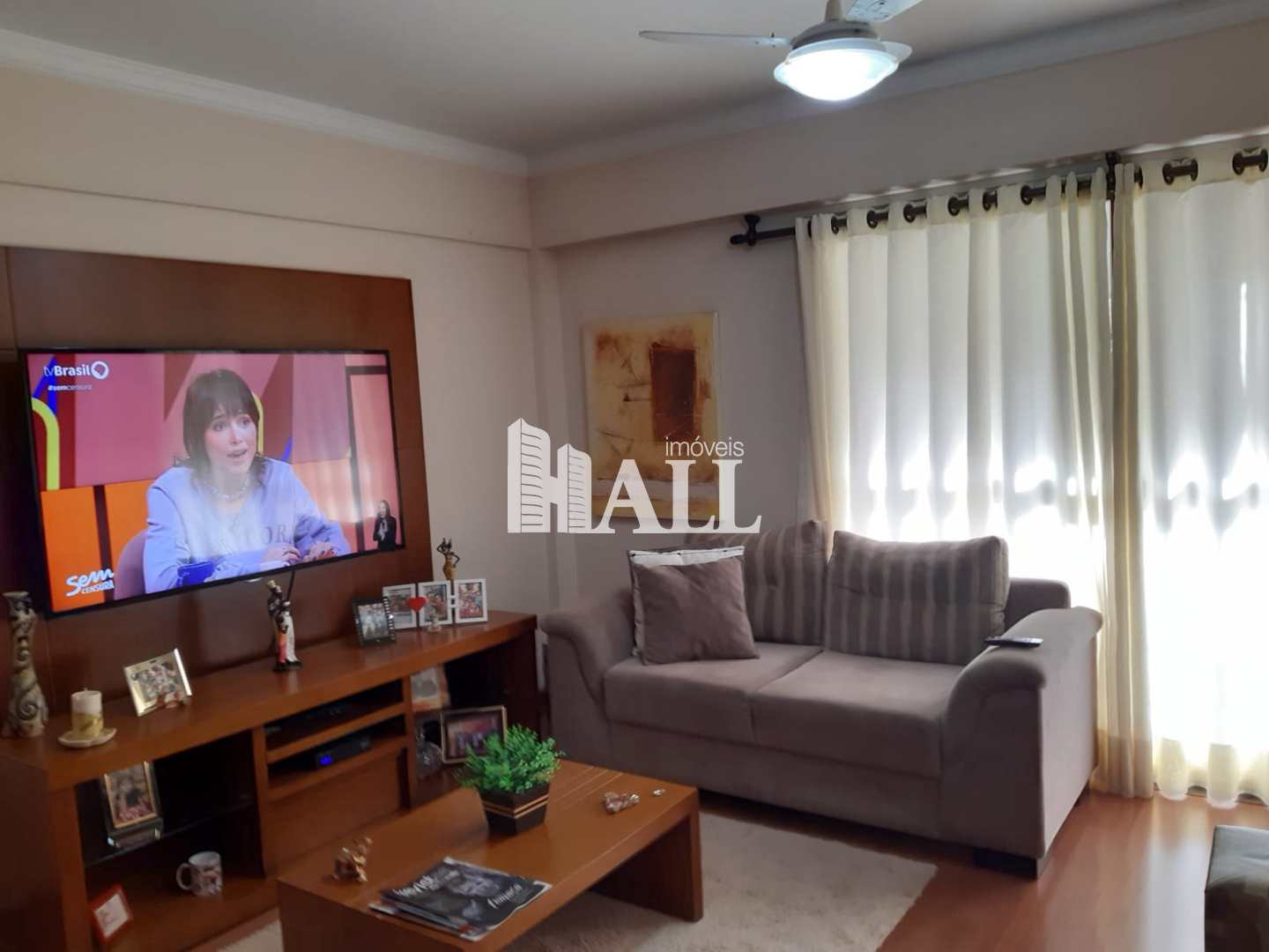 Apartamento à venda com 3 quartos, 93m² - Foto 2