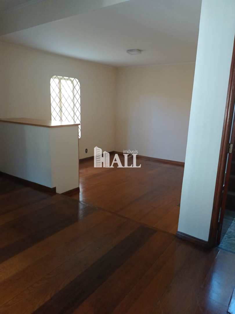 Casa à venda com 3 quartos, 250m² - Foto 3