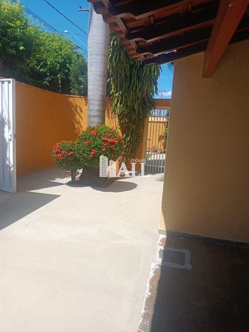Casa à venda com 3 quartos, 250m² - Foto 16