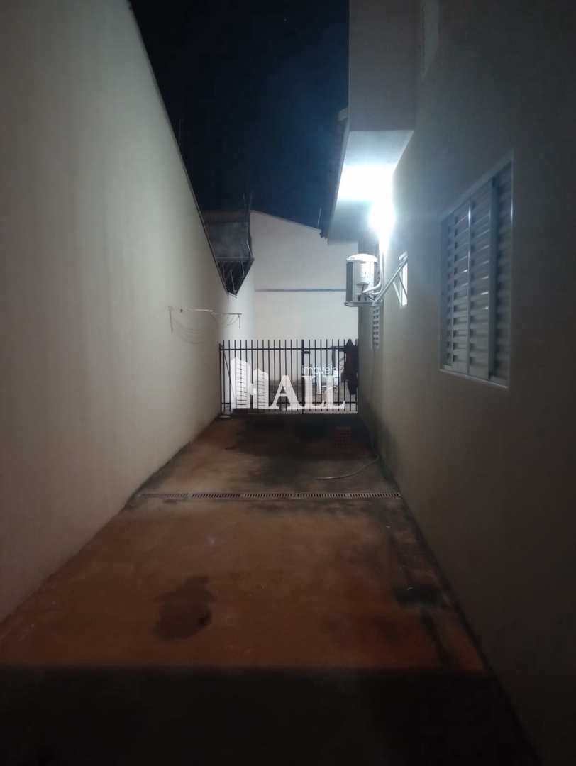 Casa à venda com 2 quartos, 100m² - Foto 13