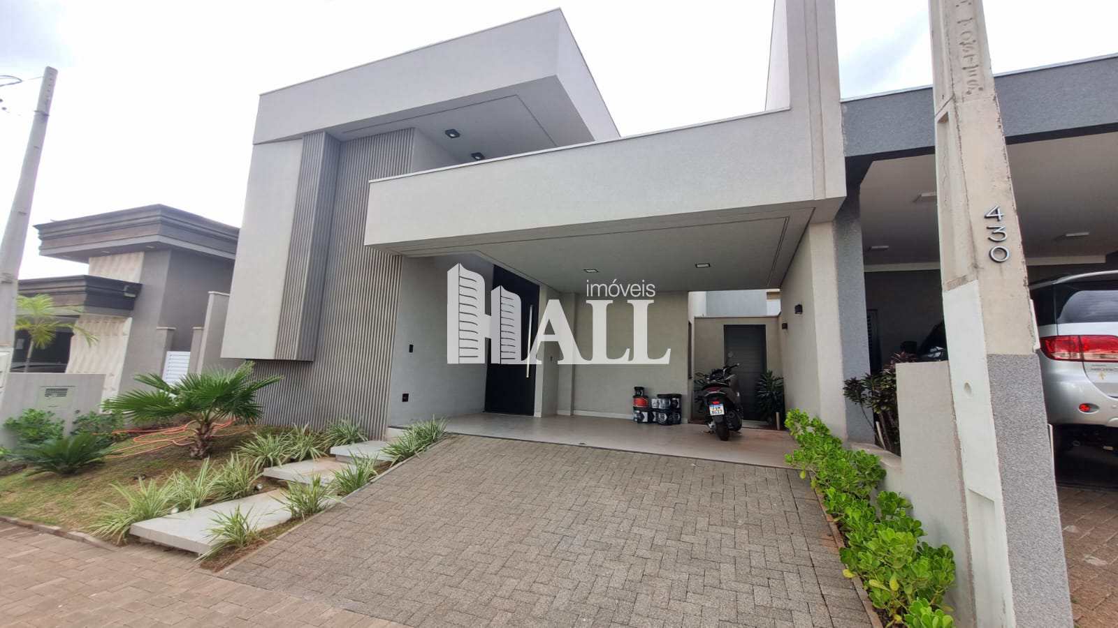 Casa de Condomínio à venda com 3 quartos, 165m² - Foto 1