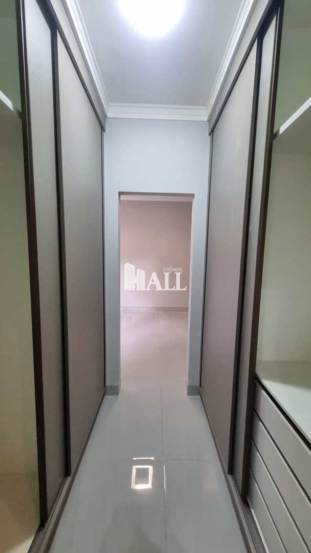Casa de Condomínio à venda com 3 quartos, 175m² - Foto 2