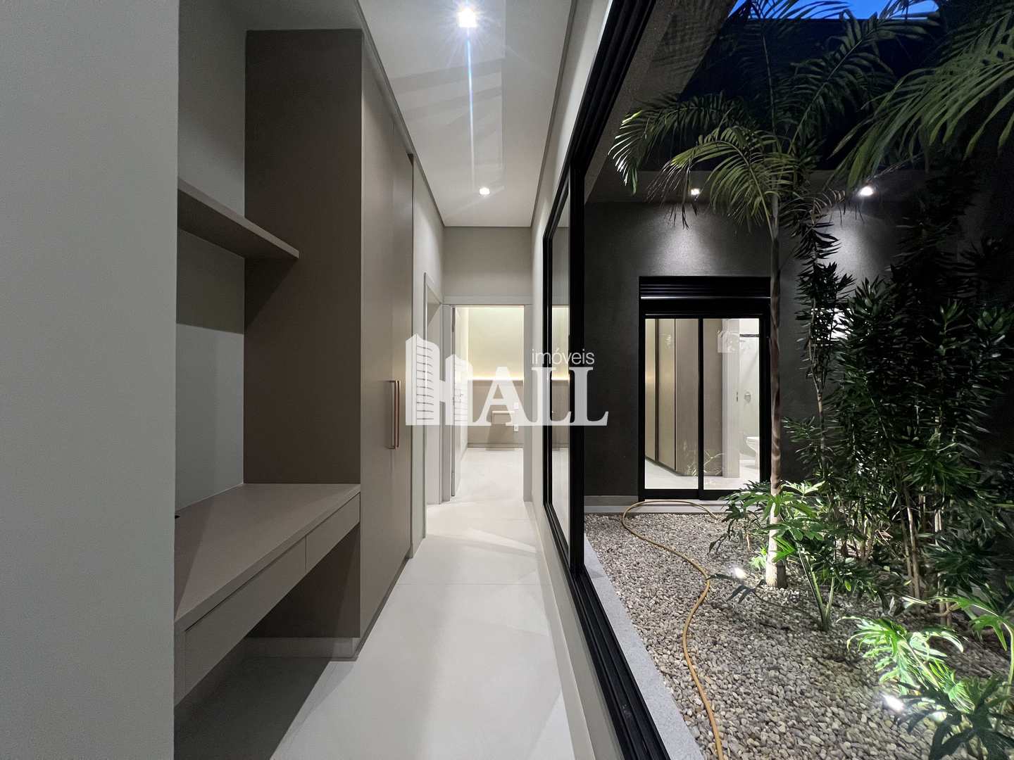 Casa de Condomínio à venda com 3 quartos, 220m² - Foto 13