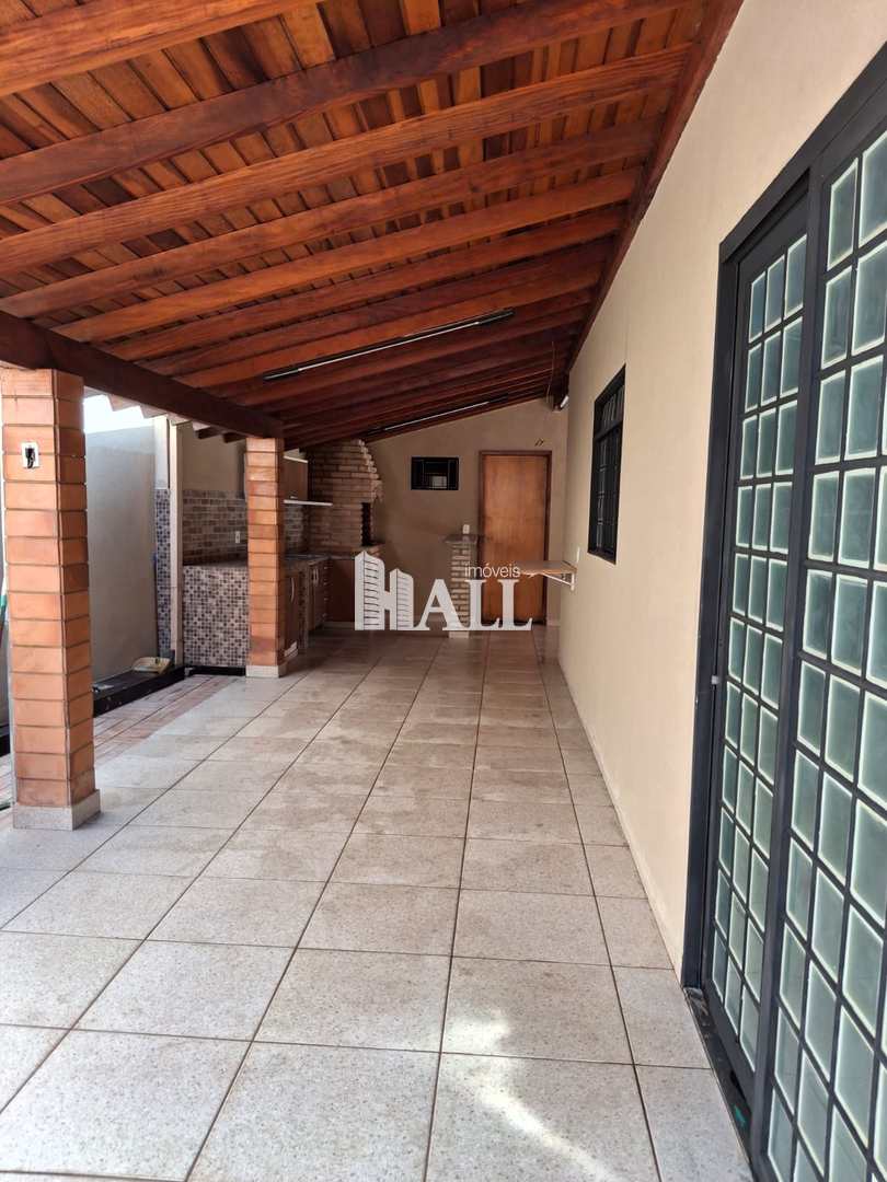 Casa à venda com 3 quartos, 172m² - Foto 4
