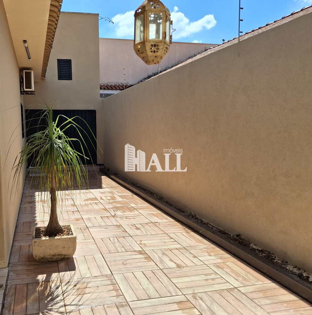 Casa à venda com 3 quartos, 172m² - Foto 11