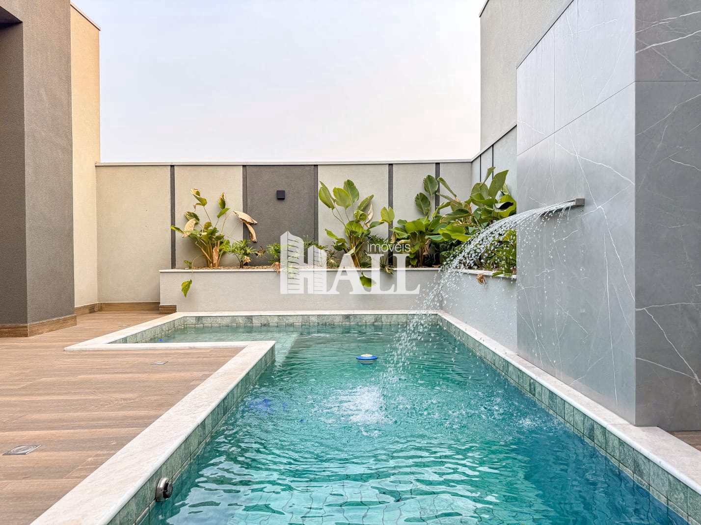 Casa de Condomínio à venda com 3 quartos, 248m² - Foto 2