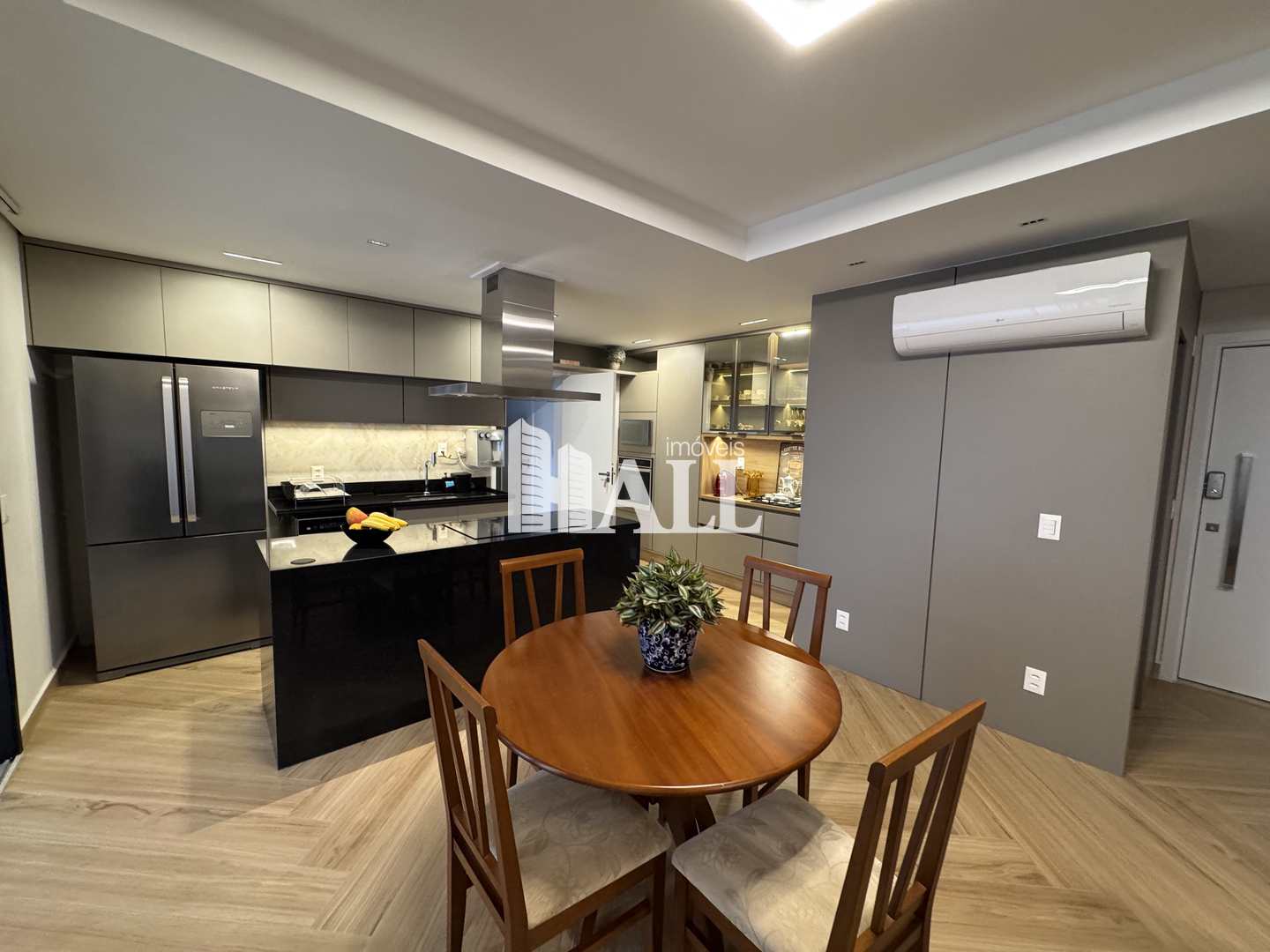 Apartamento à venda com 3 quartos, 141m² - Foto 6