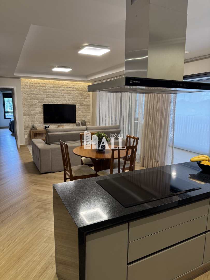 Apartamento à venda com 3 quartos, 141m² - Foto 3