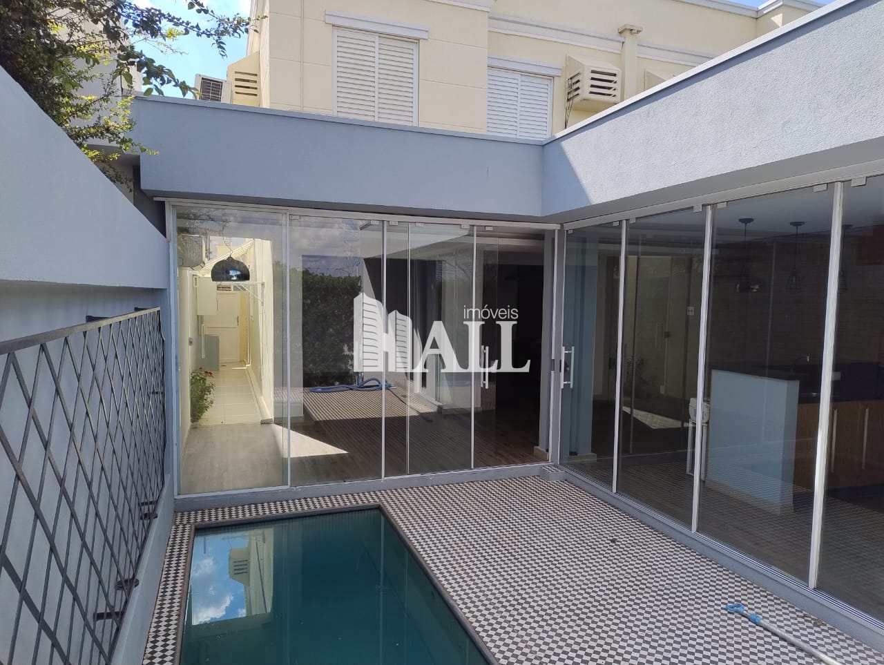 Casa de Condomínio à venda com 2 quartos, 50m² - Foto 1