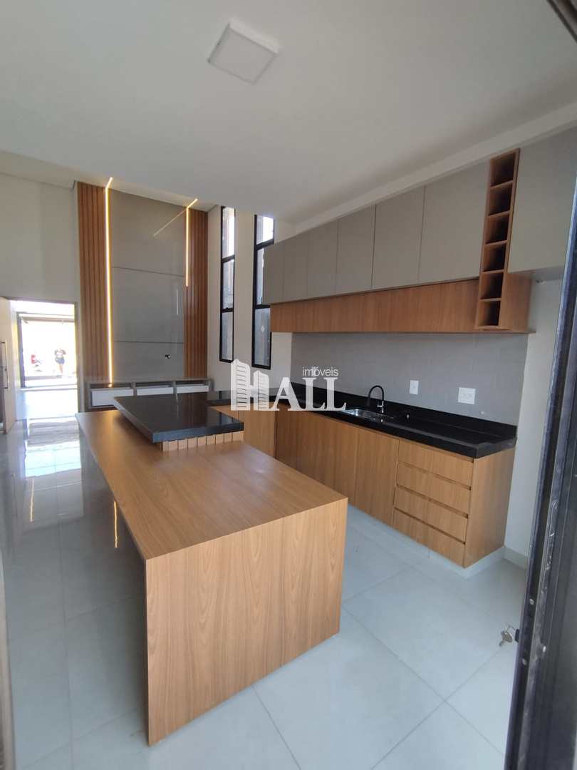 Casa à venda com 3 quartos, 104m² - Foto 4