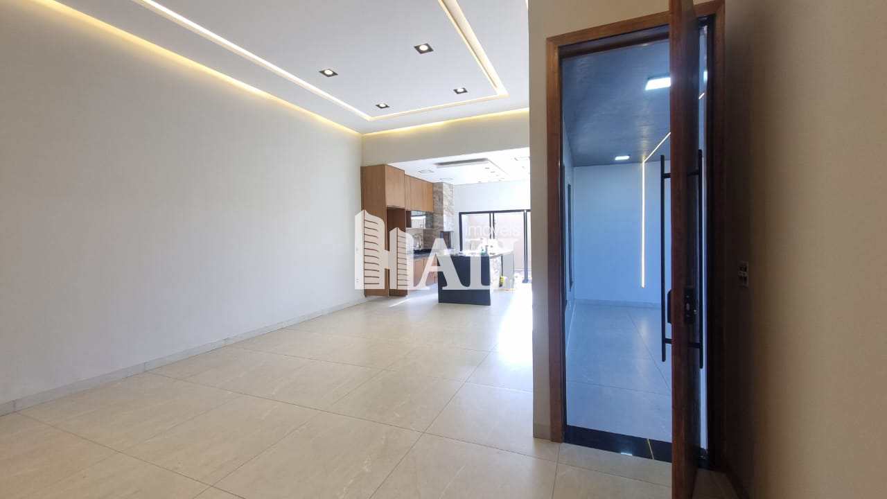Casa à venda com 3 quartos, 130m² - Foto 3