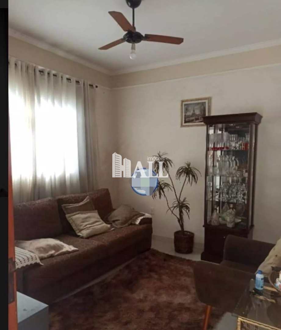 Casa à venda com 3 quartos, 196m² - Foto 4