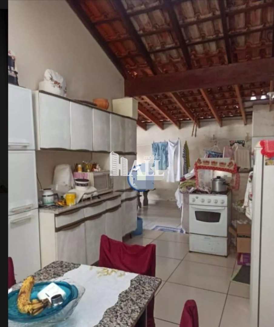 Casa à venda com 3 quartos, 196m² - Foto 9