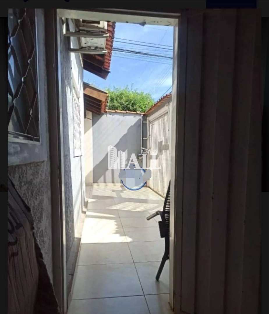 Casa à venda com 3 quartos, 196m² - Foto 3