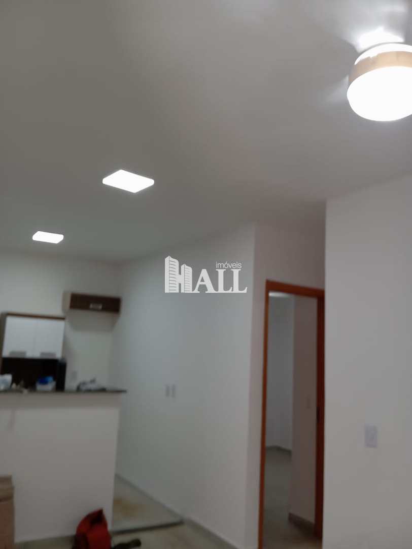 Apartamento à venda com 2 quartos, 60m² - Foto 2