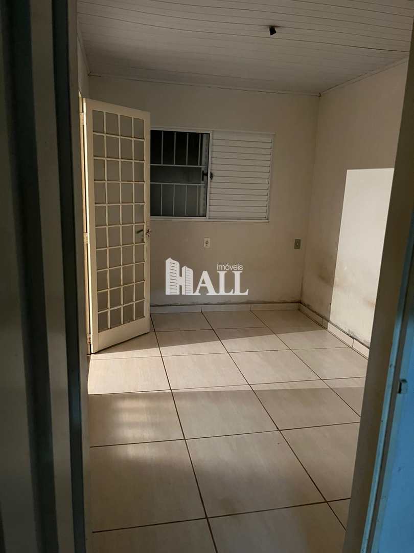 Casa à venda com 3 quartos, 100m² - Foto 4