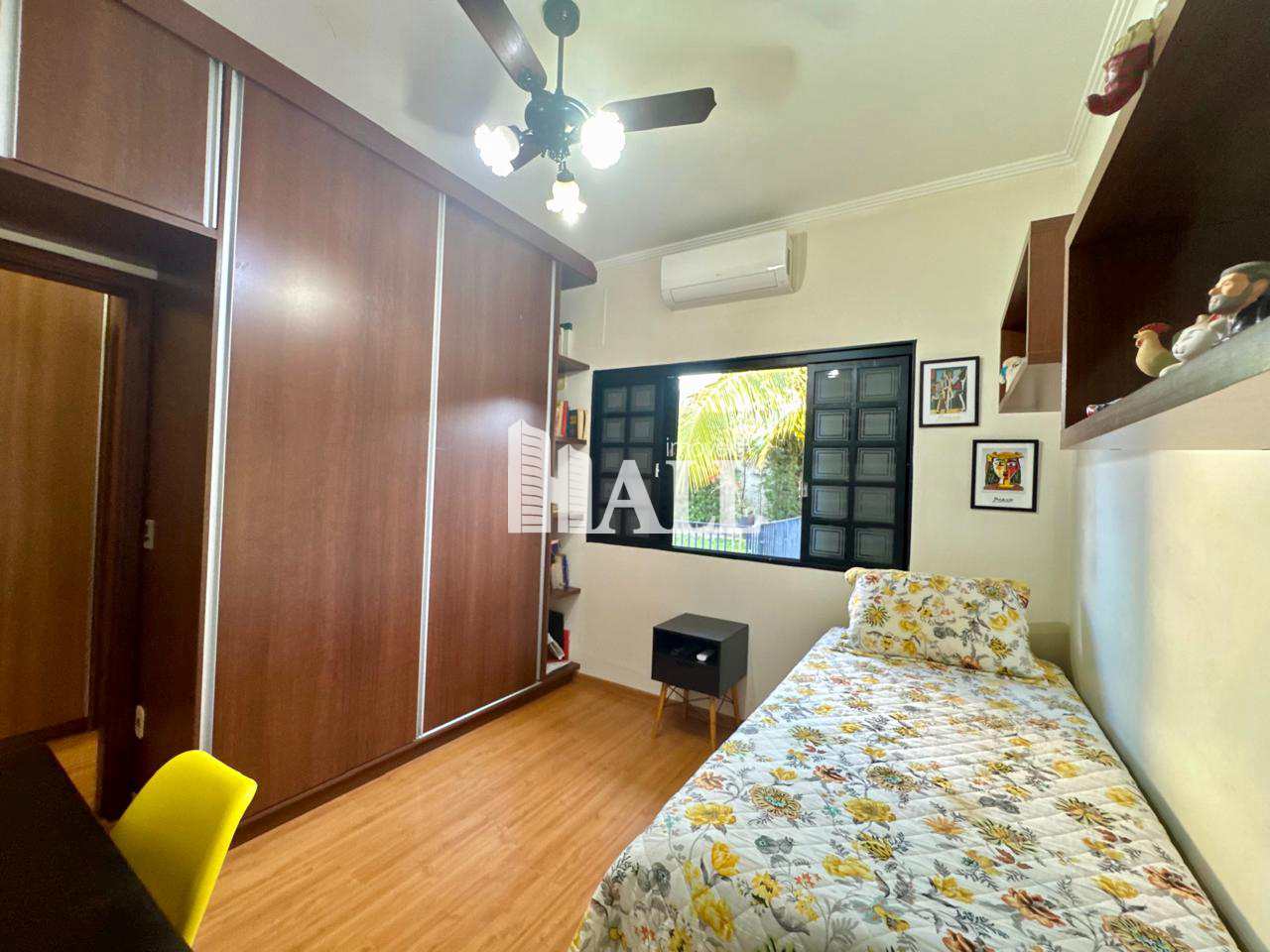 Casa à venda com 3 quartos, 195m² - Foto 32
