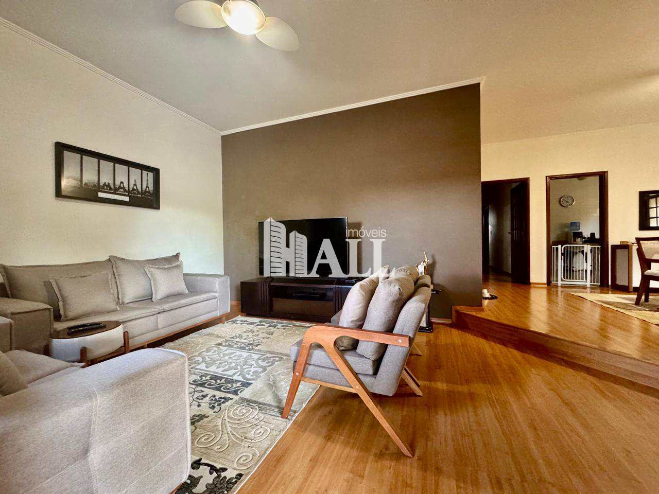 Casa à venda com 3 quartos, 195m² - Foto 3
