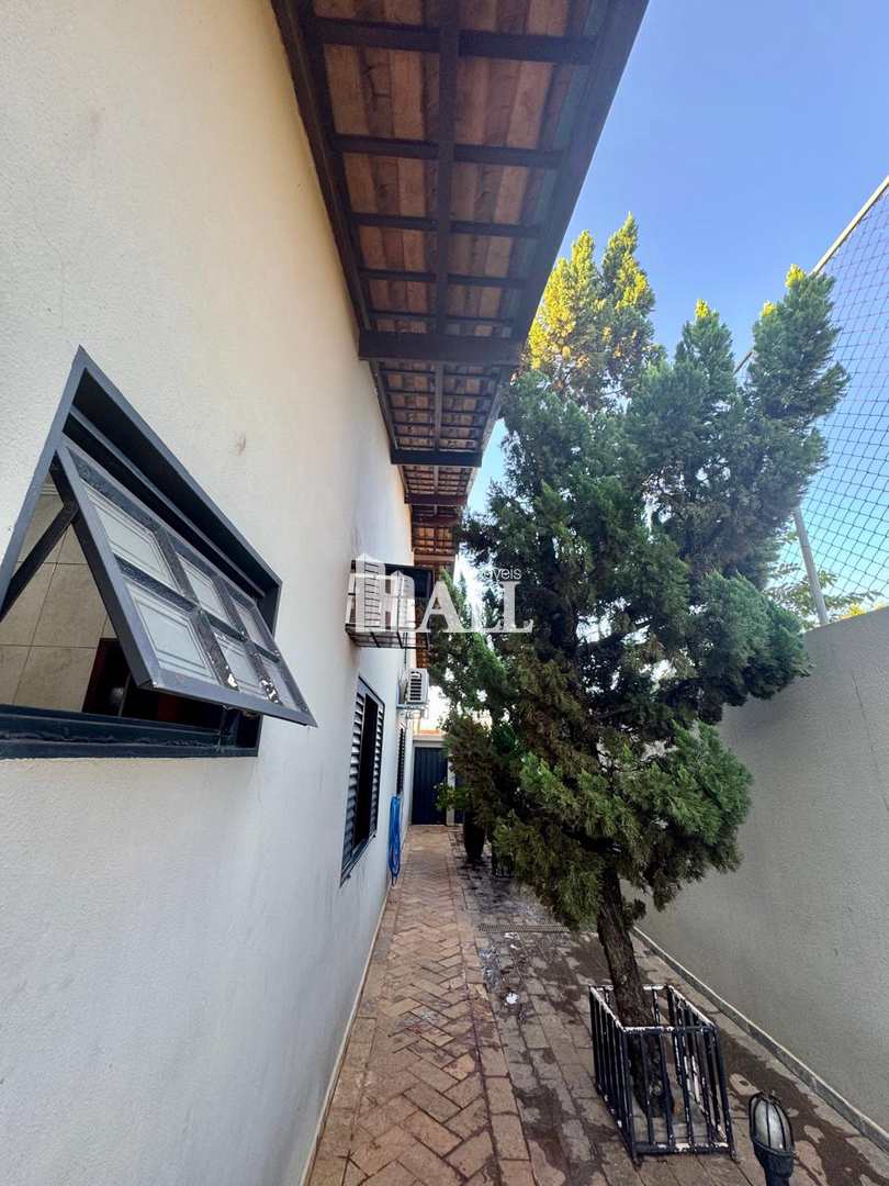 Casa à venda com 3 quartos, 195m² - Foto 17