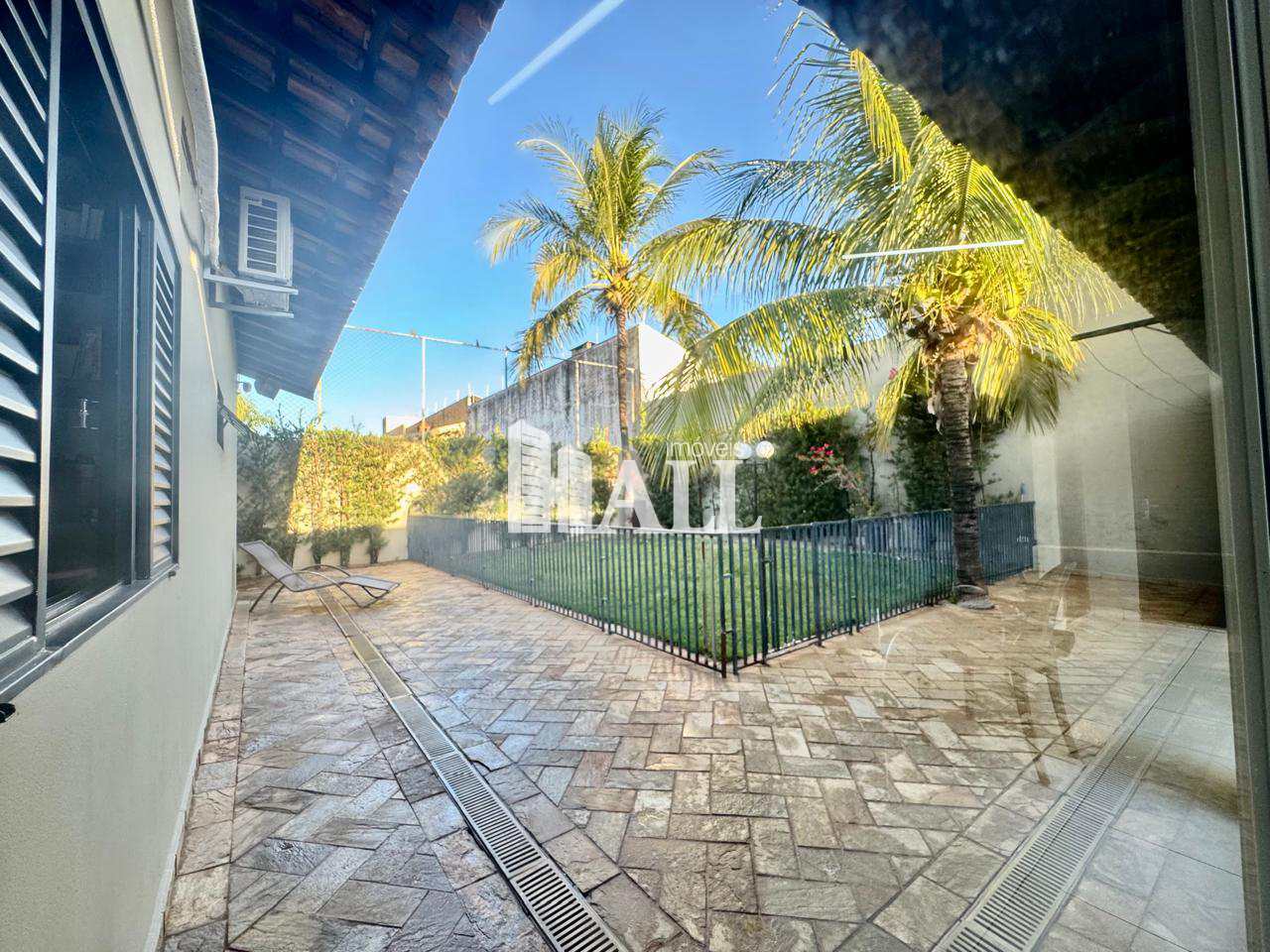 Casa à venda com 3 quartos, 195m² - Foto 15