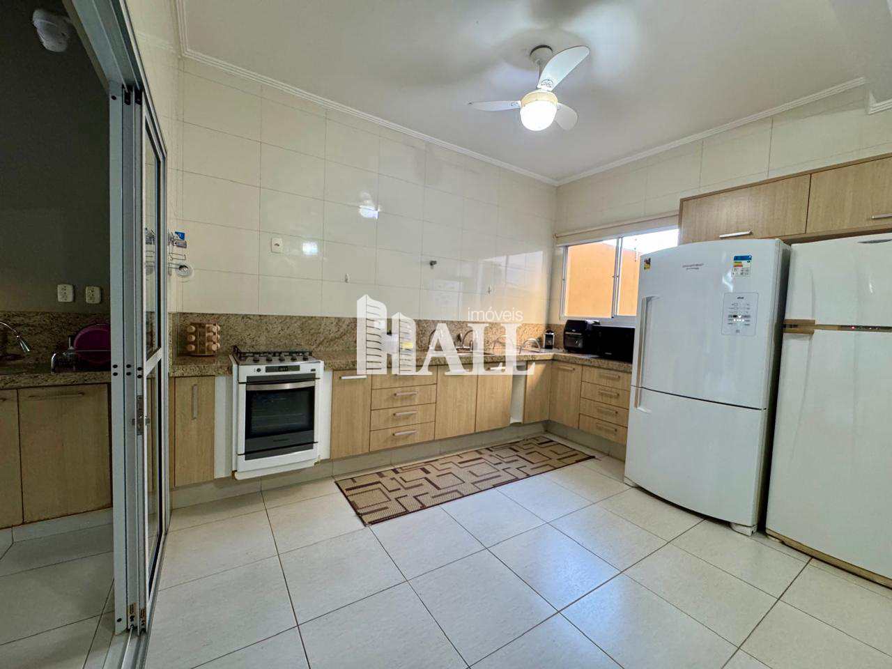 Casa à venda com 3 quartos, 195m² - Foto 19