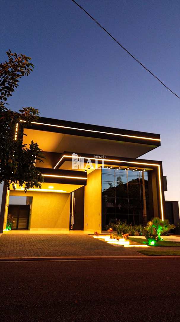 Casa de Condomínio à venda com 3 quartos, 190m² - Foto 1