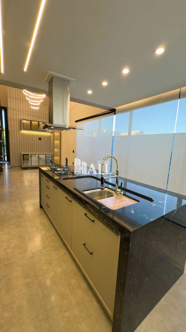 Casa de Condomínio à venda com 3 quartos, 190m² - Foto 3