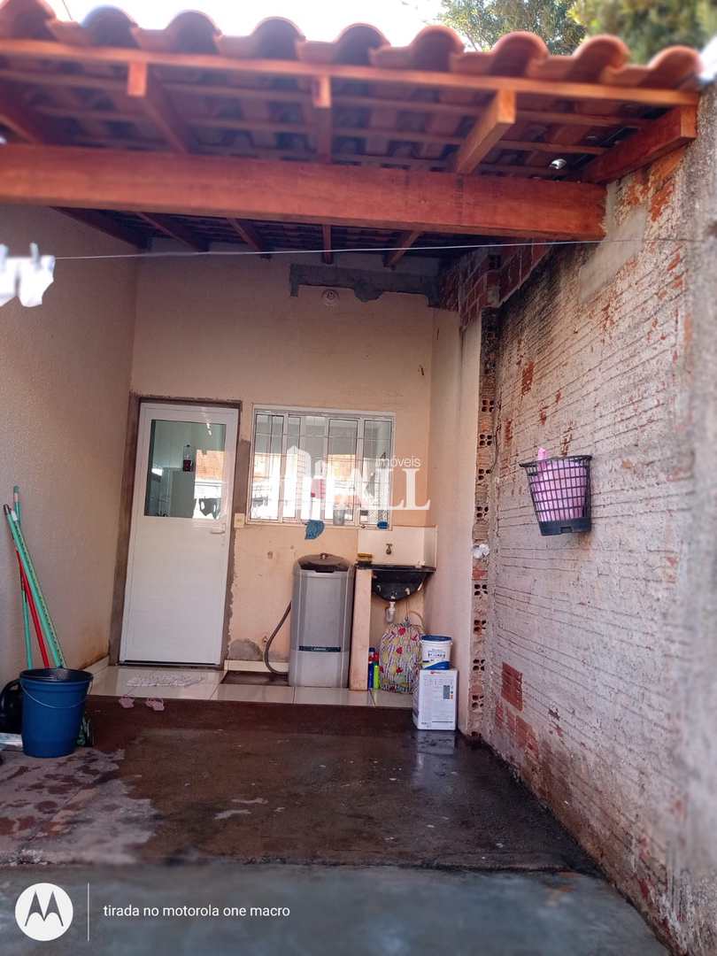 Casa à venda com 2 quartos, 65m² - Foto 7