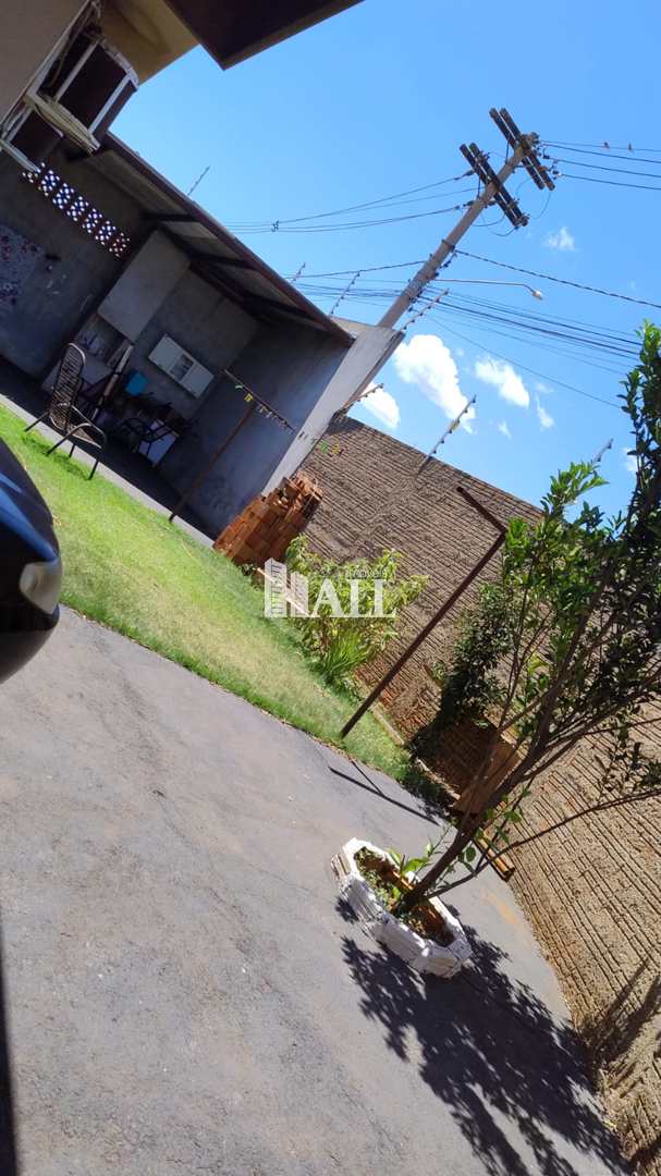 Casa à venda com 2 quartos, 100m² - Foto 16