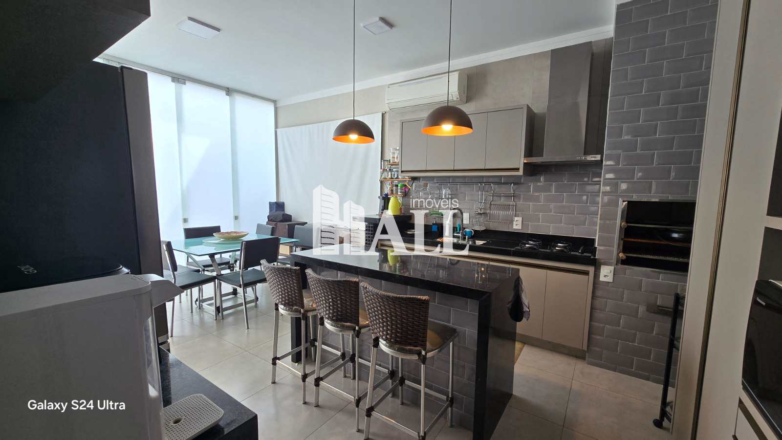 Casa de Condomínio à venda com 3 quartos, 119m² - Foto 1