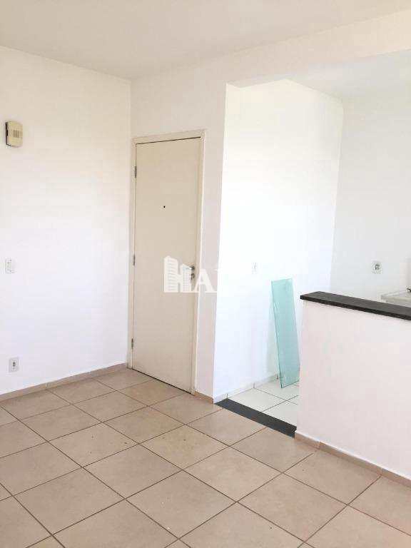 Apartamento à venda com 2 quartos, 50m² - Foto 2