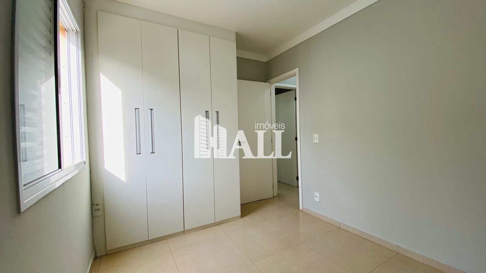 Apartamento à venda com 2 quartos, 68m² - Foto 7