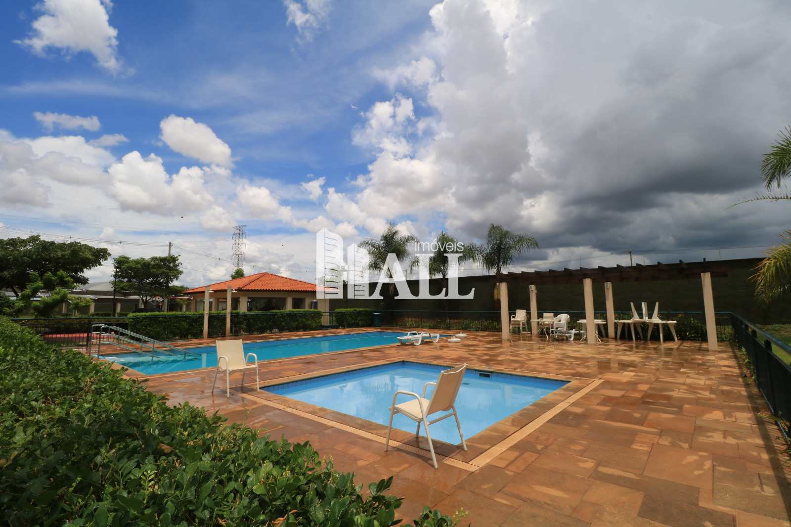 Apartamento à venda com 2 quartos, 68m² - Foto 13