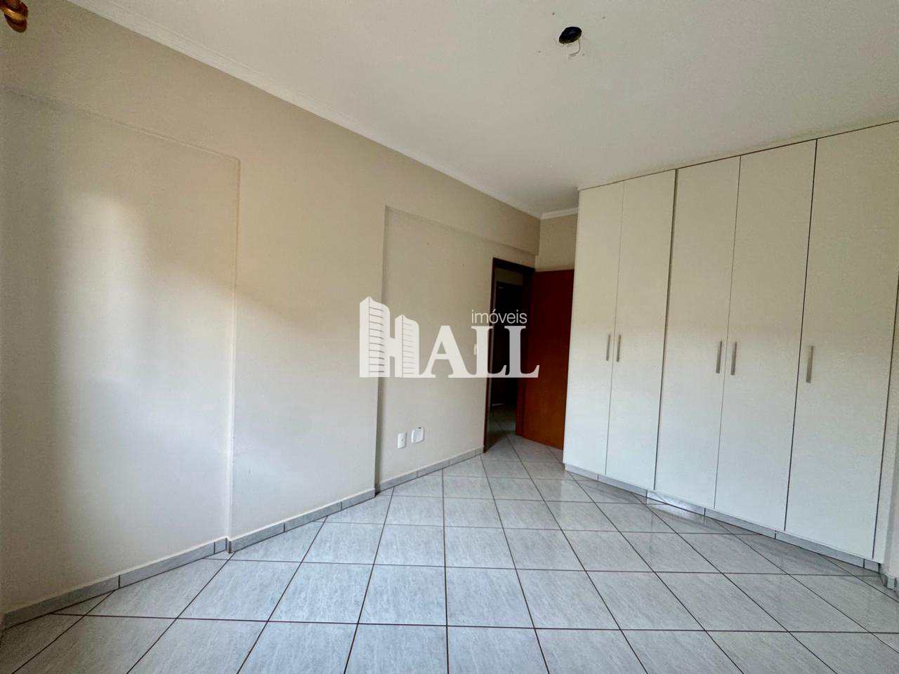 Apartamento à venda com 3 quartos, 90m² - Foto 7