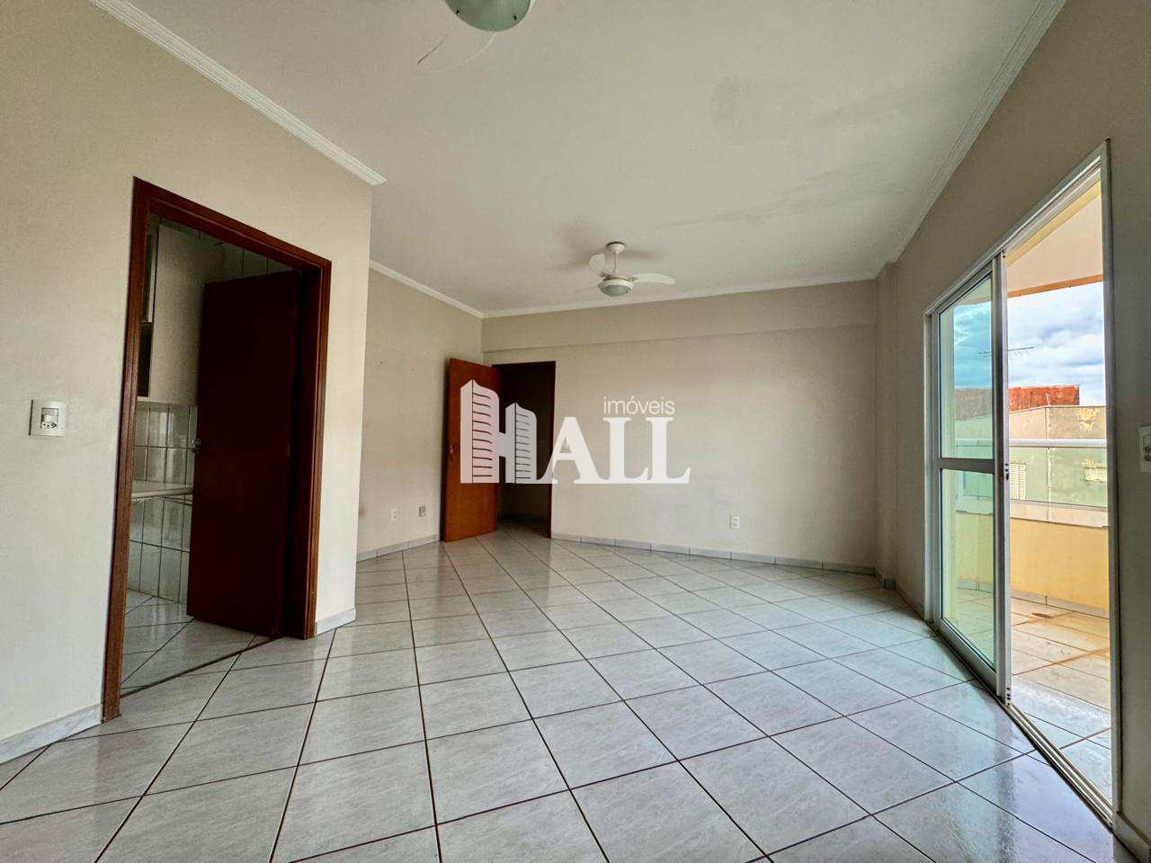 Apartamento à venda com 3 quartos, 90m² - Foto 4