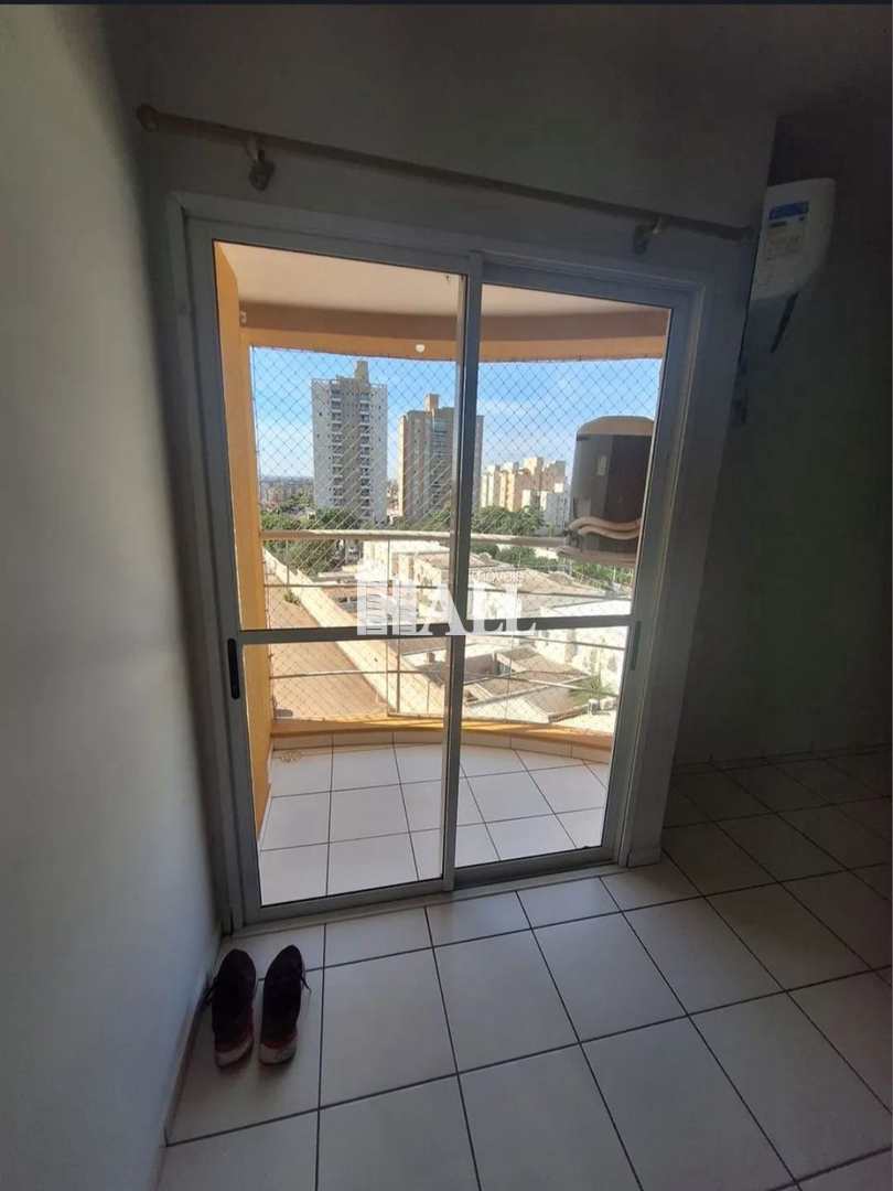 Apartamento à venda com 2 quartos, 69m² - Foto 5