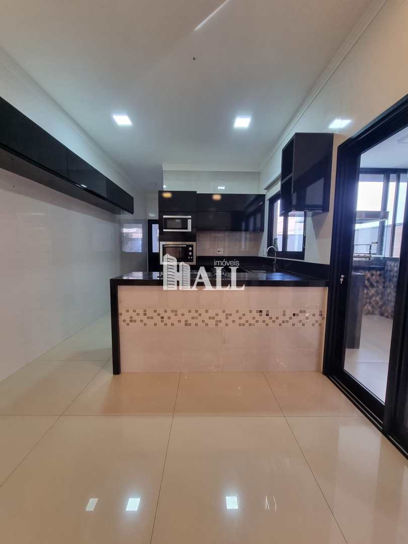 Casa de Condomínio à venda com 4 quartos, 290m² - Foto 5
