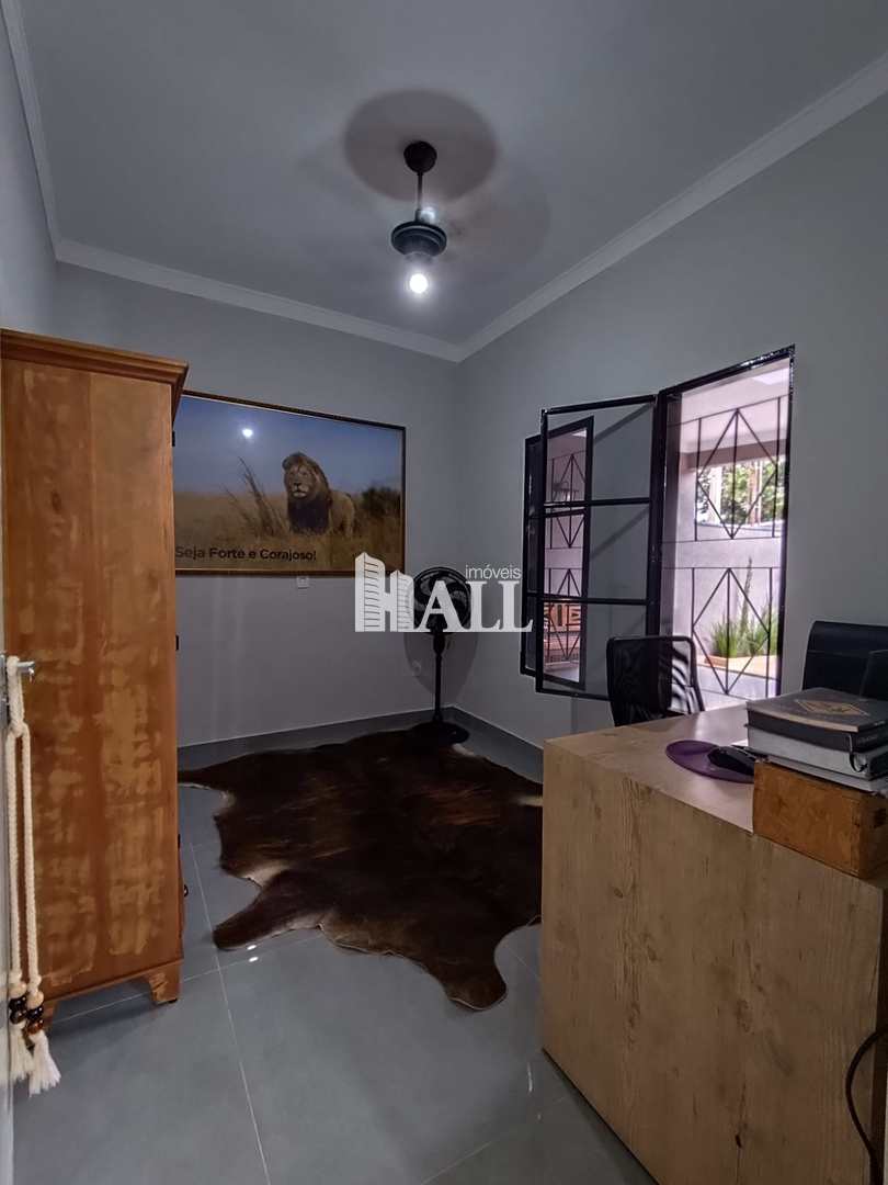 Casa à venda com 3 quartos, 210m² - Foto 7