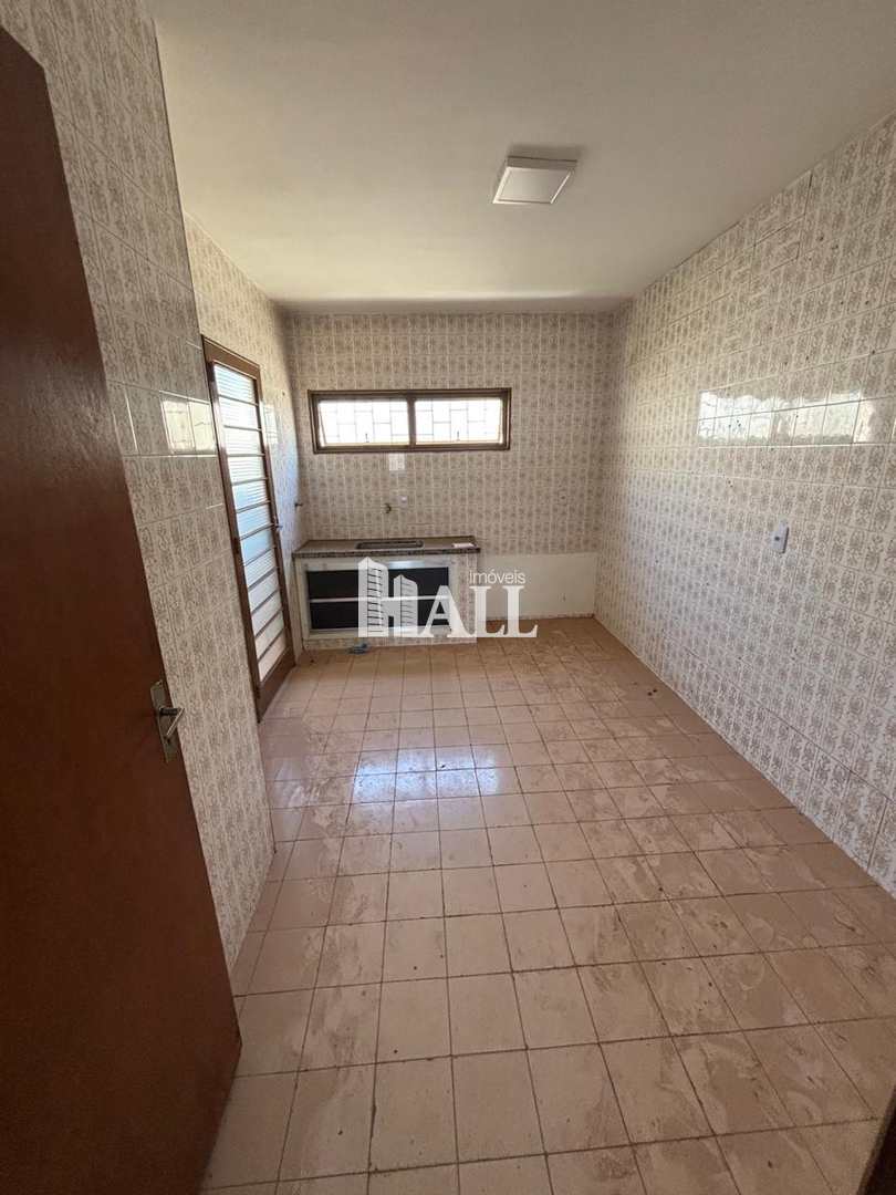 Apartamento à venda com 3 quartos, 85m² - Foto 4