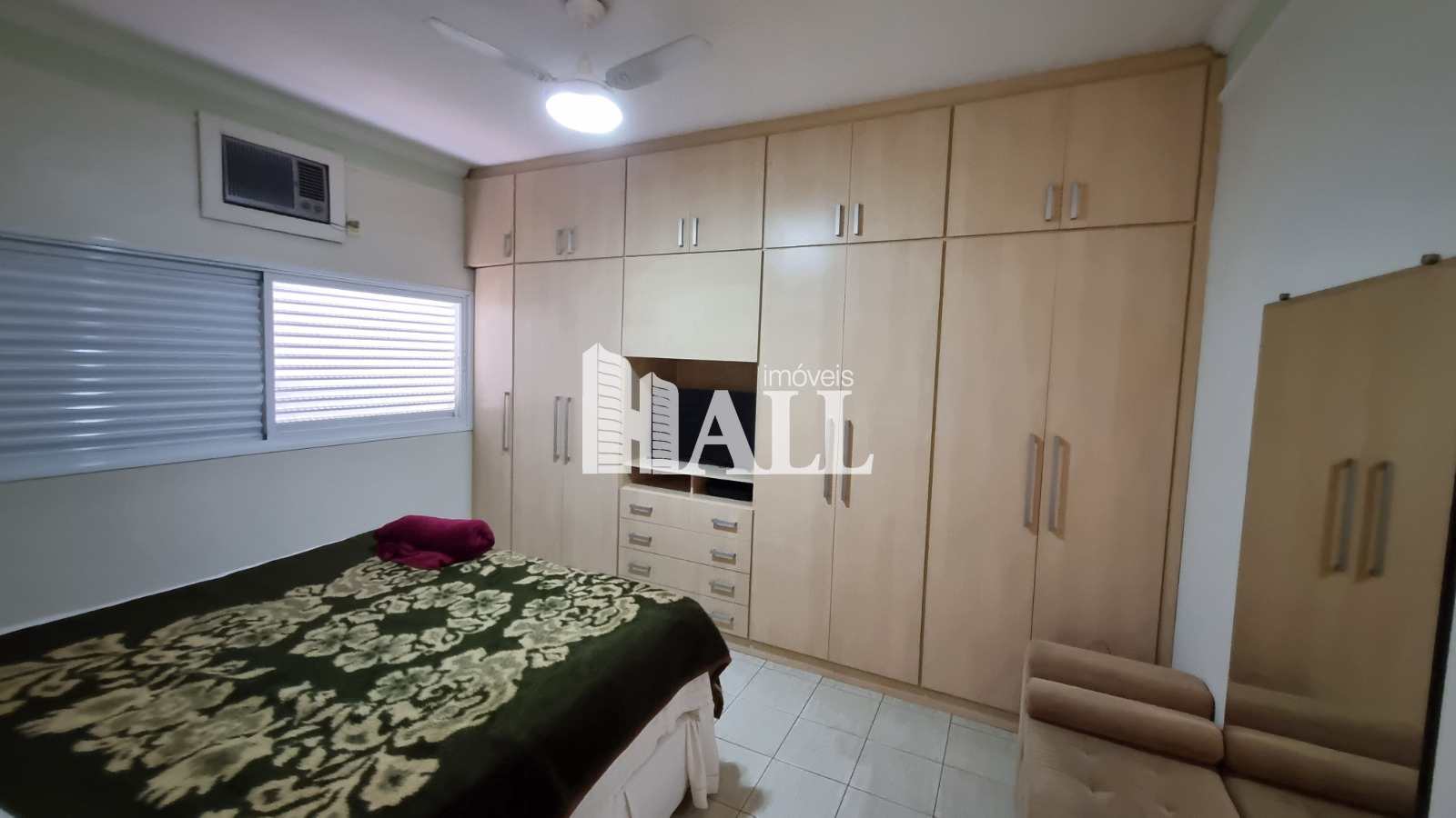 Casa à venda com 3 quartos, 310m² - Foto 10