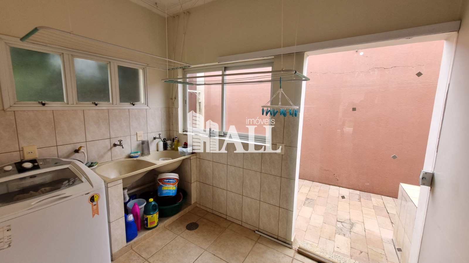 Casa à venda com 3 quartos, 310m² - Foto 15
