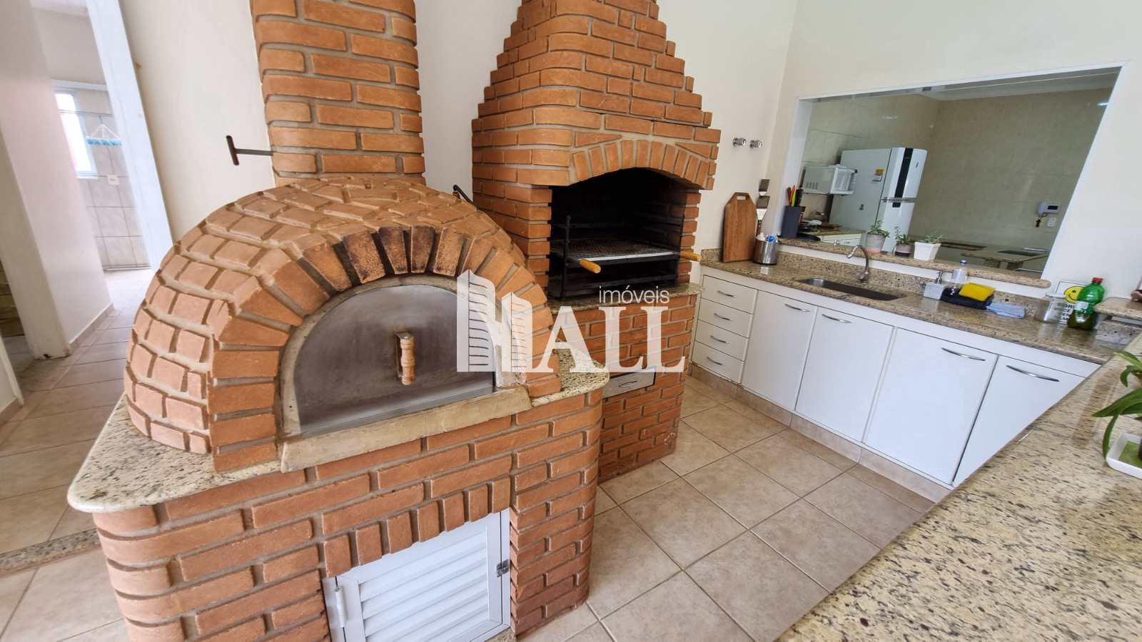 Casa à venda com 3 quartos, 310m² - Foto 18