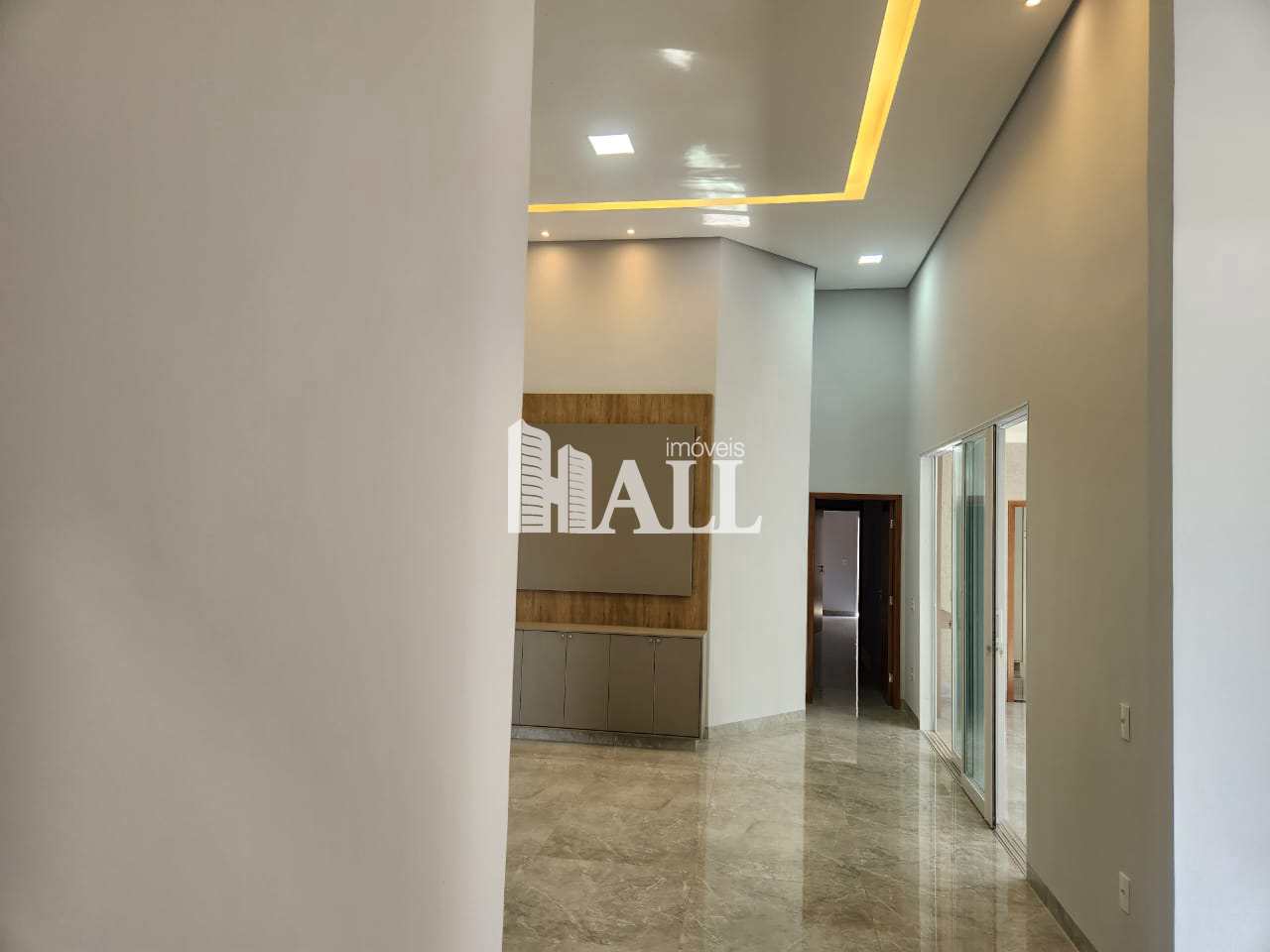 Casa de Condomínio à venda com 3 quartos, 208m² - Foto 3